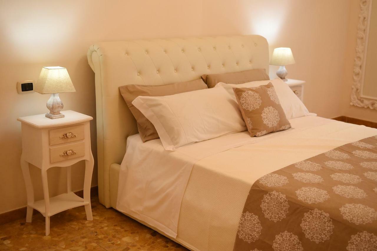 B&B Bonnes Suites Neapel Exterior foto
